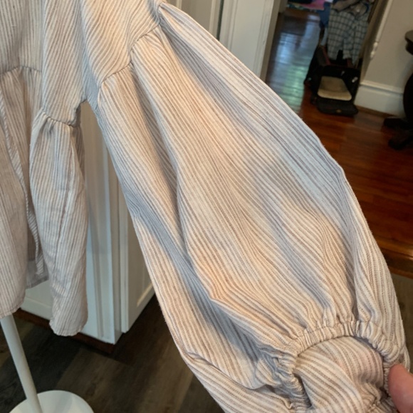 Hayden Los Angeles tie from balloon sleeve boho top. Worn once. Retail 100‎ - Picture 3 of 4